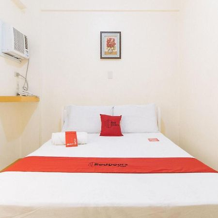 Reddoorz @ Golden Skye Hotel Guagua Exterior photo