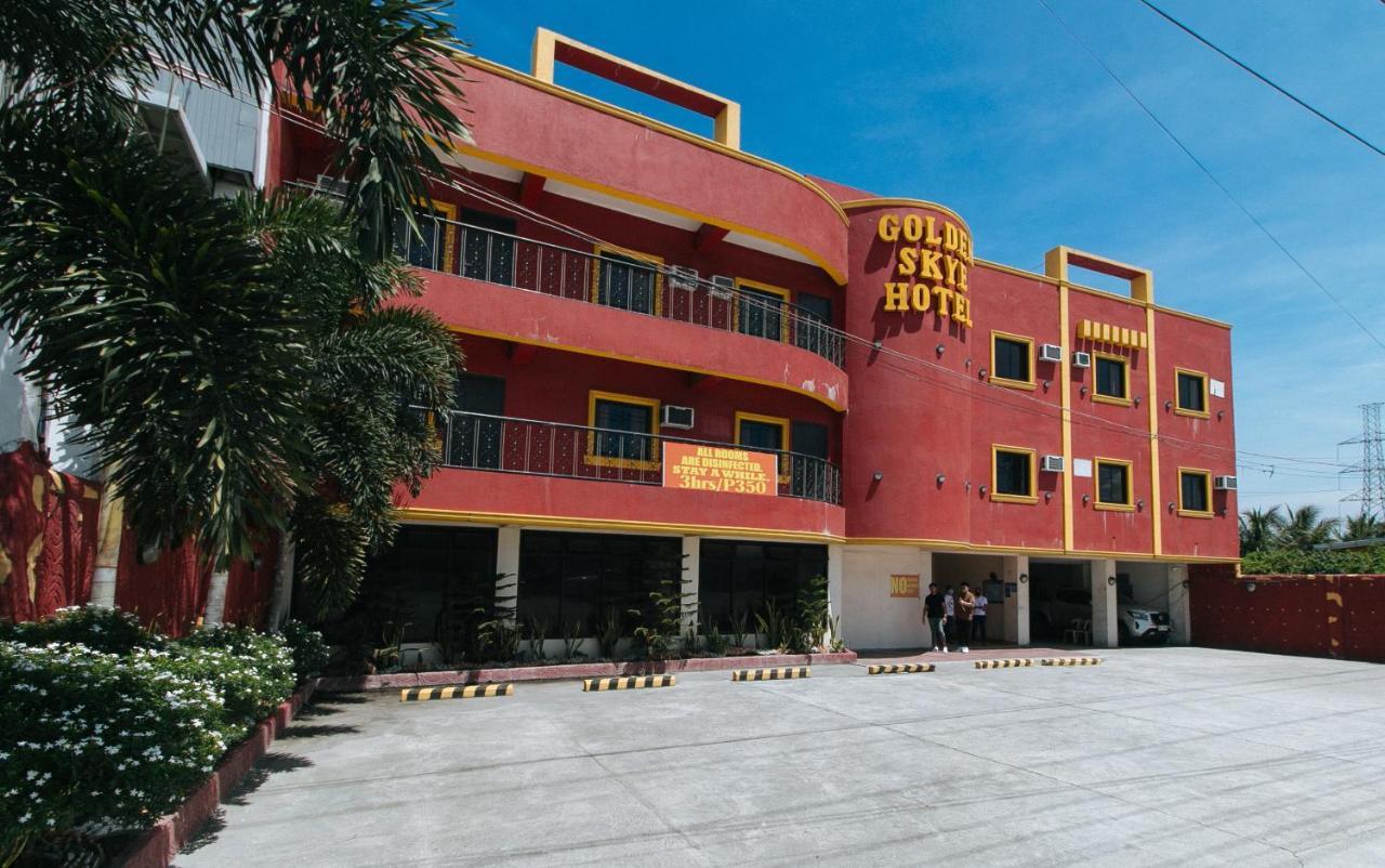 Reddoorz @ Golden Skye Hotel Guagua Exterior photo