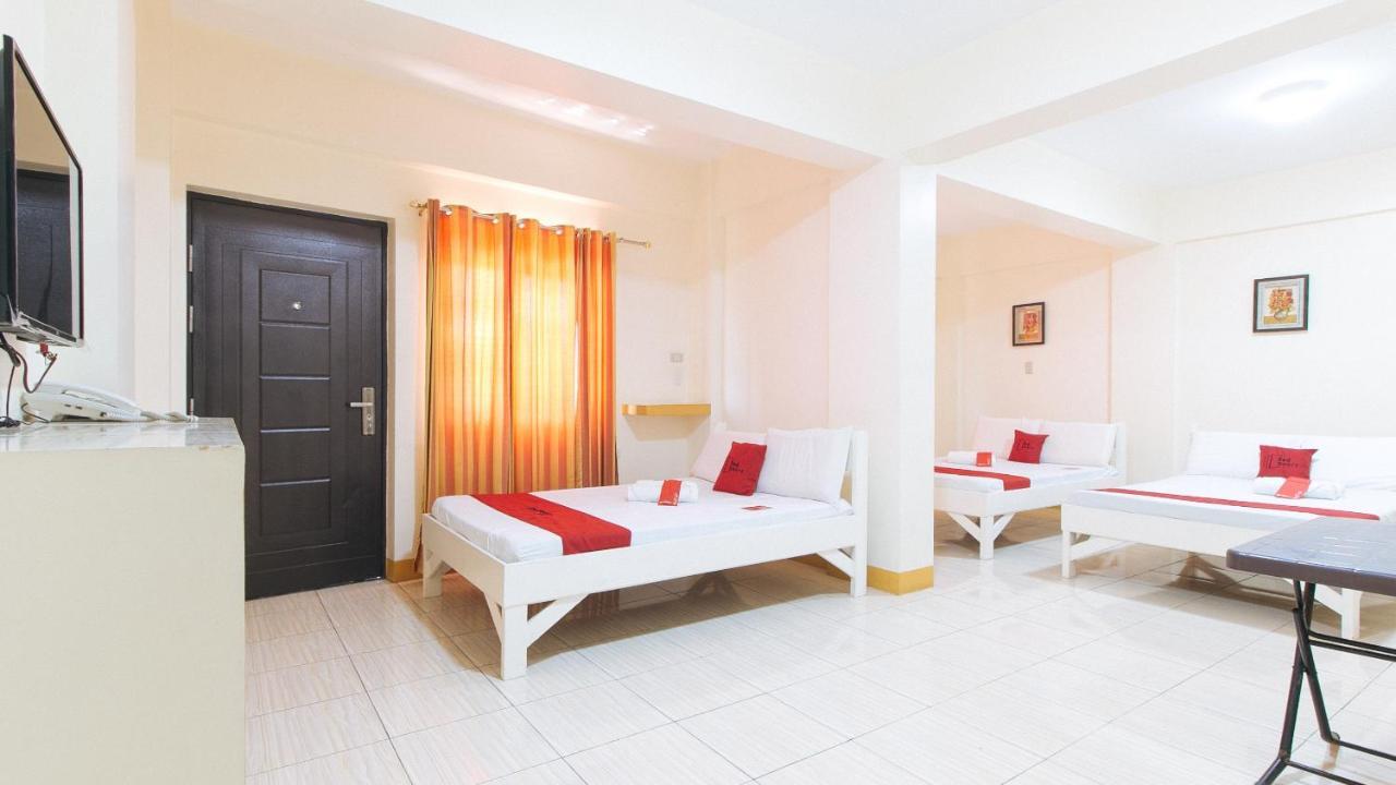 Reddoorz @ Golden Skye Hotel Guagua Exterior photo