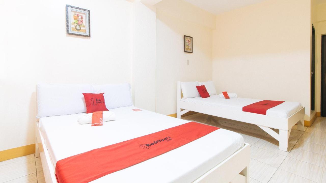 Reddoorz @ Golden Skye Hotel Guagua Exterior photo
